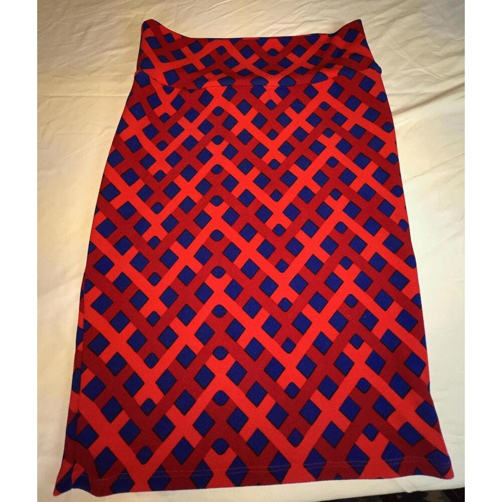 LuLaRoe Cassie Skirt Medium M Blue‎ Red Geometric Diamond Pencil Stretch Midi